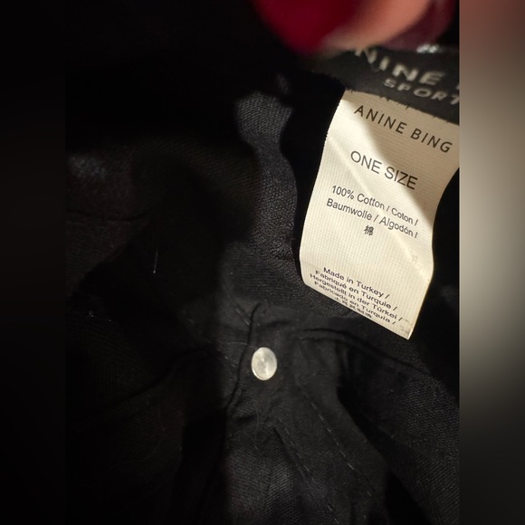 Anine  Bing Women’s black cap. Authentic - Picture 4 of 7